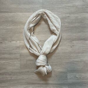 NWT LOF Textured Cream Scarf